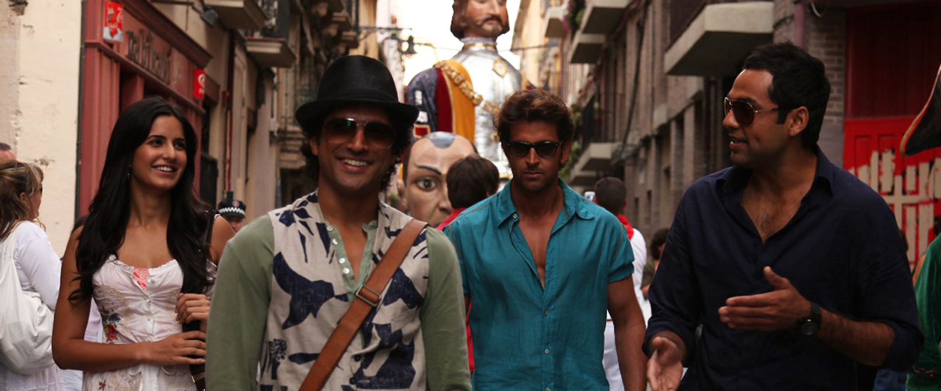 Zindagi Na Milegi Dobara backdrop