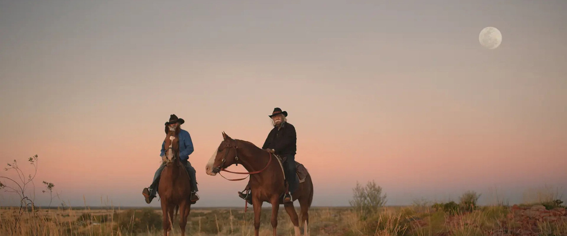 Yurlu | Country backdrop