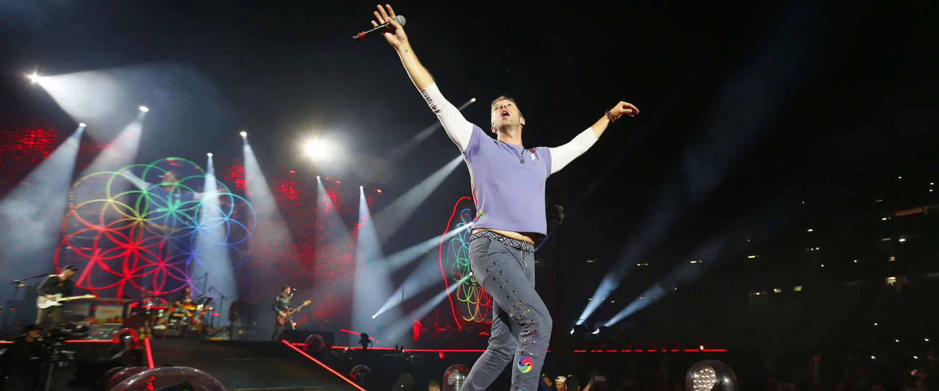 Coldplay: A Head Full of Dreams backdrop