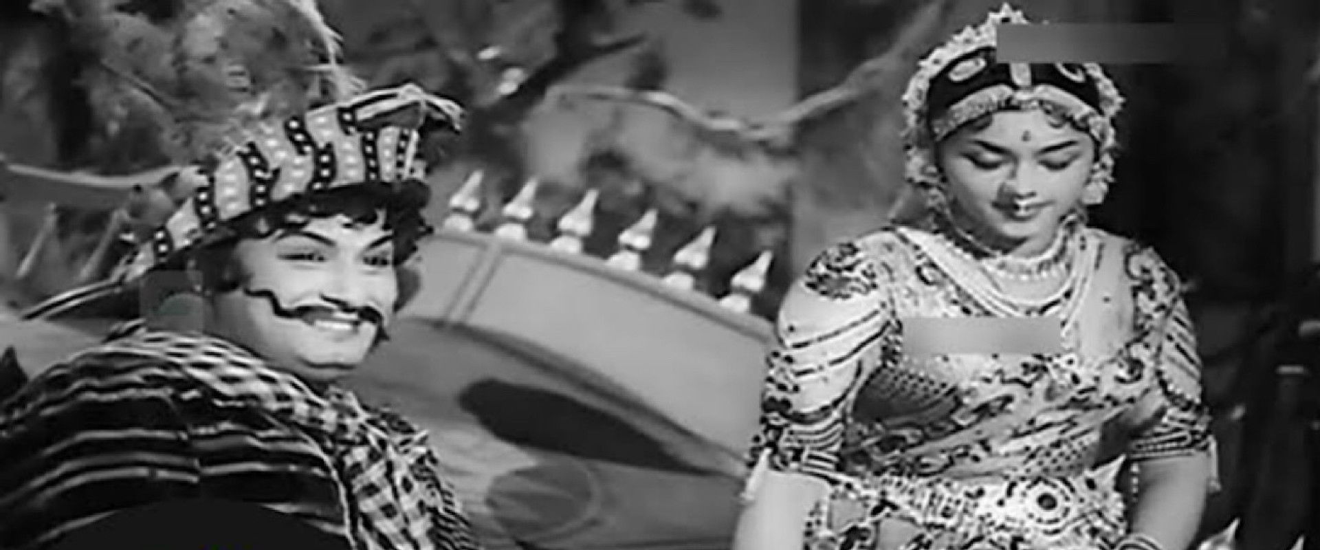 Vikramaadhithan backdrop