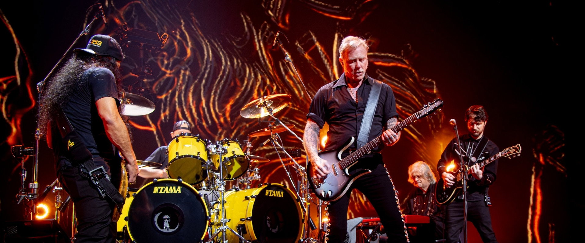 Metallica: Helping Hands Concert & Auction backdrop