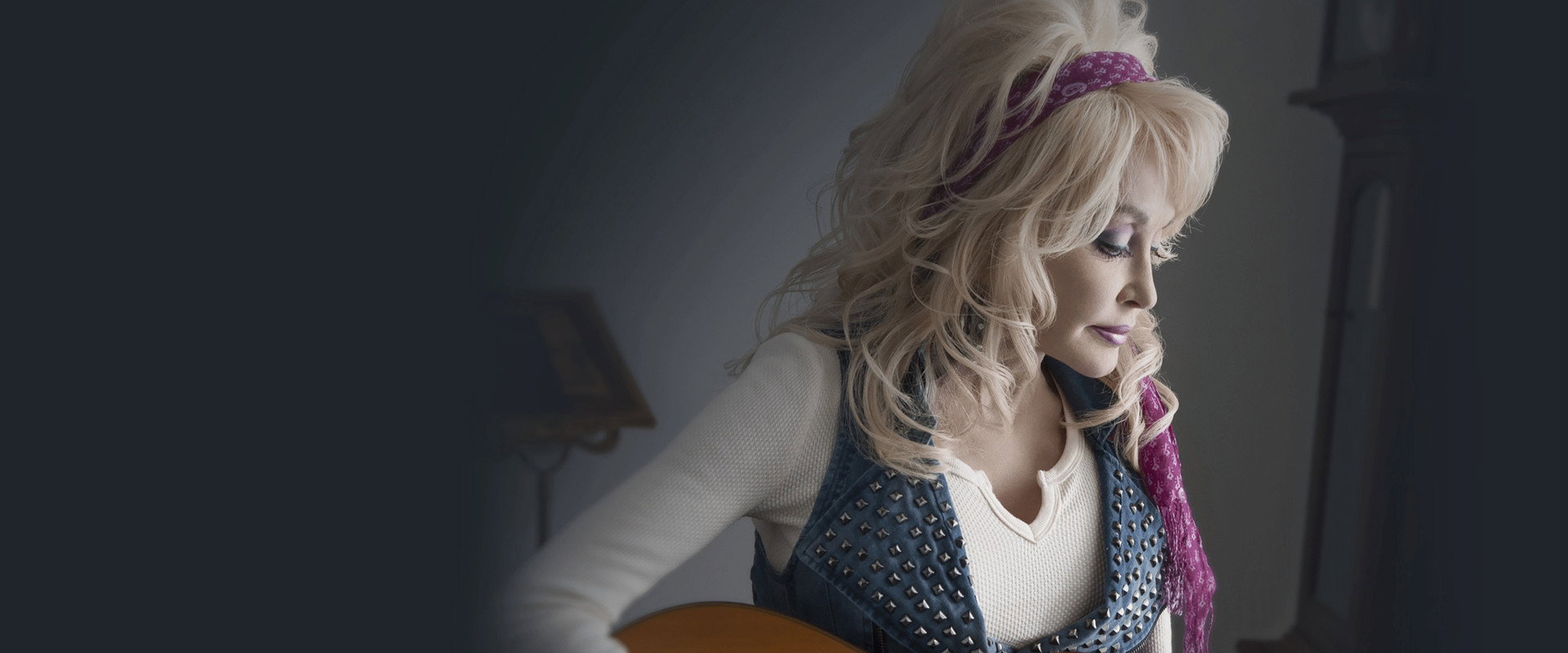 Dolly Parton: An American Original – Special Edition of 20/20 backdrop