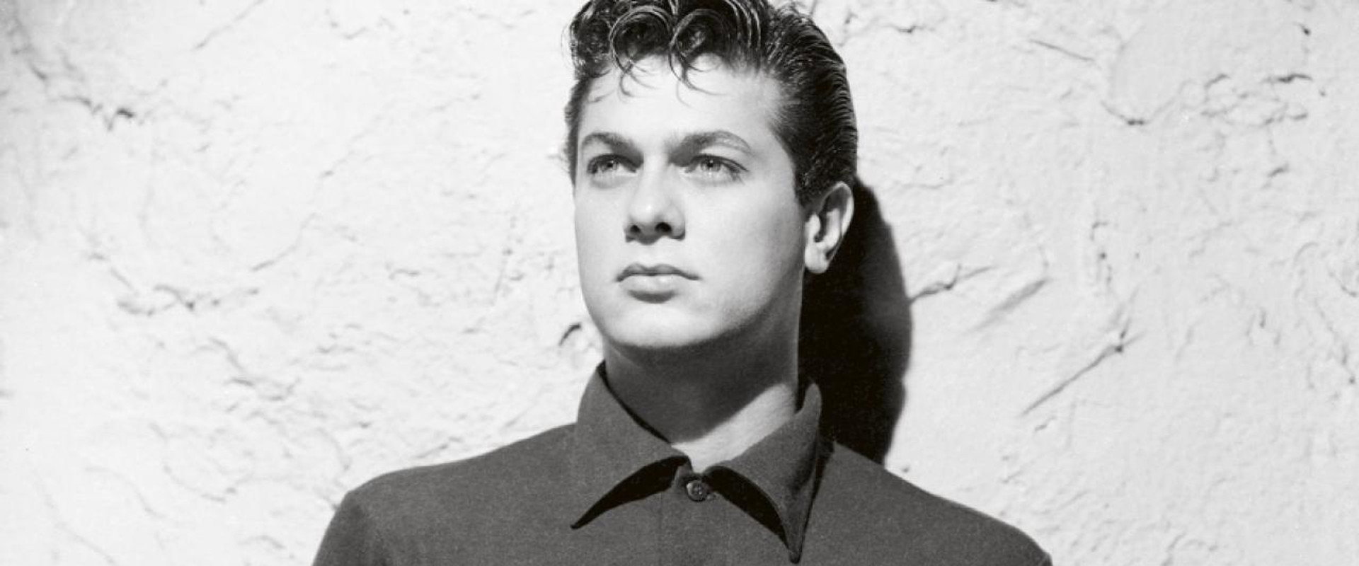 Tony Curtis: Driven to Stardom backdrop