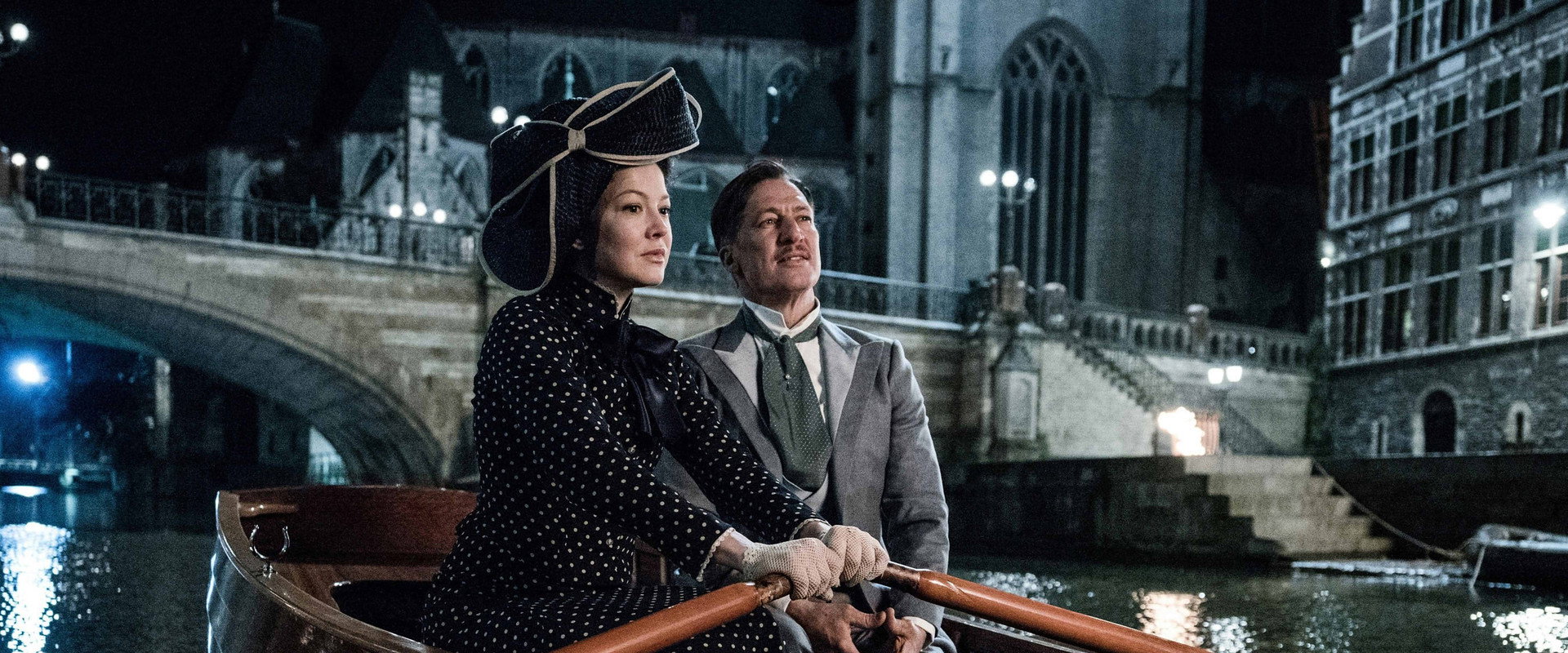 Mack the Knife - Brecht's Threepenny Film backdrop