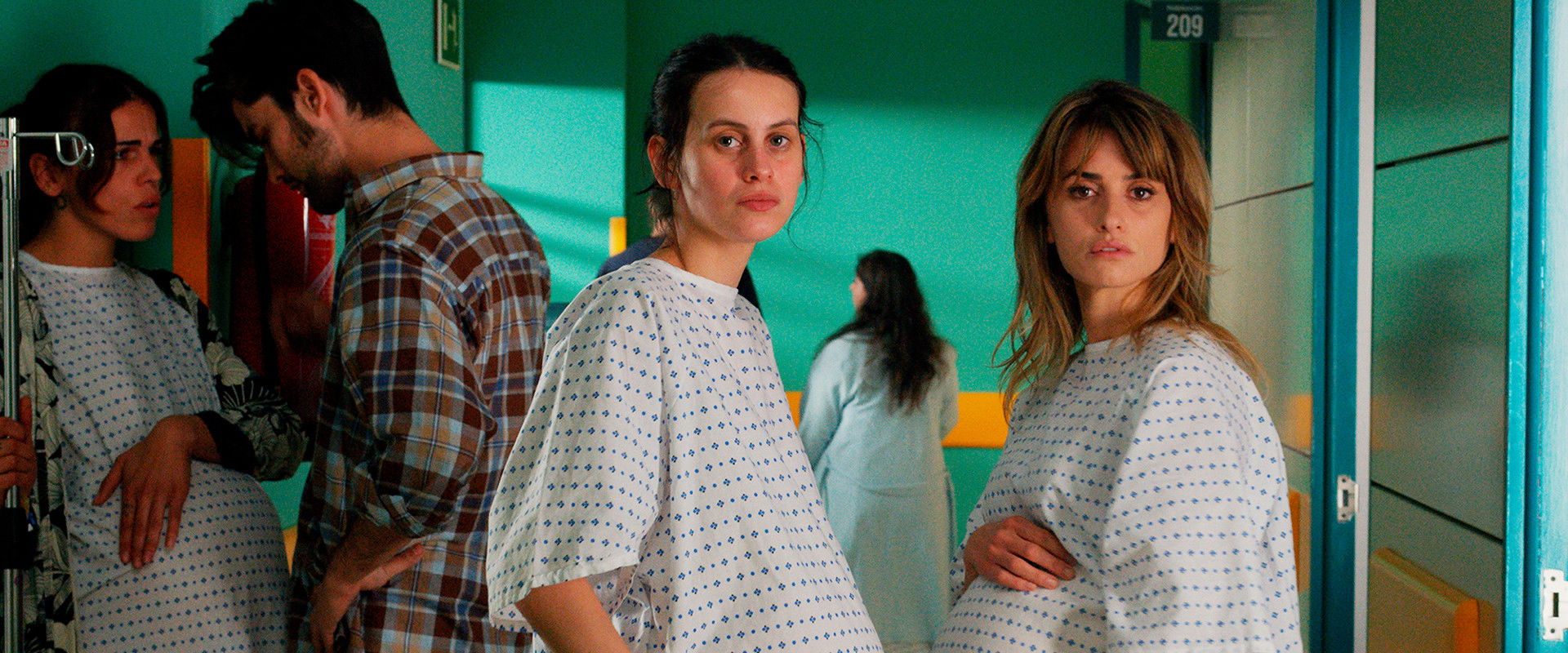 Parallel Mothers backdrop