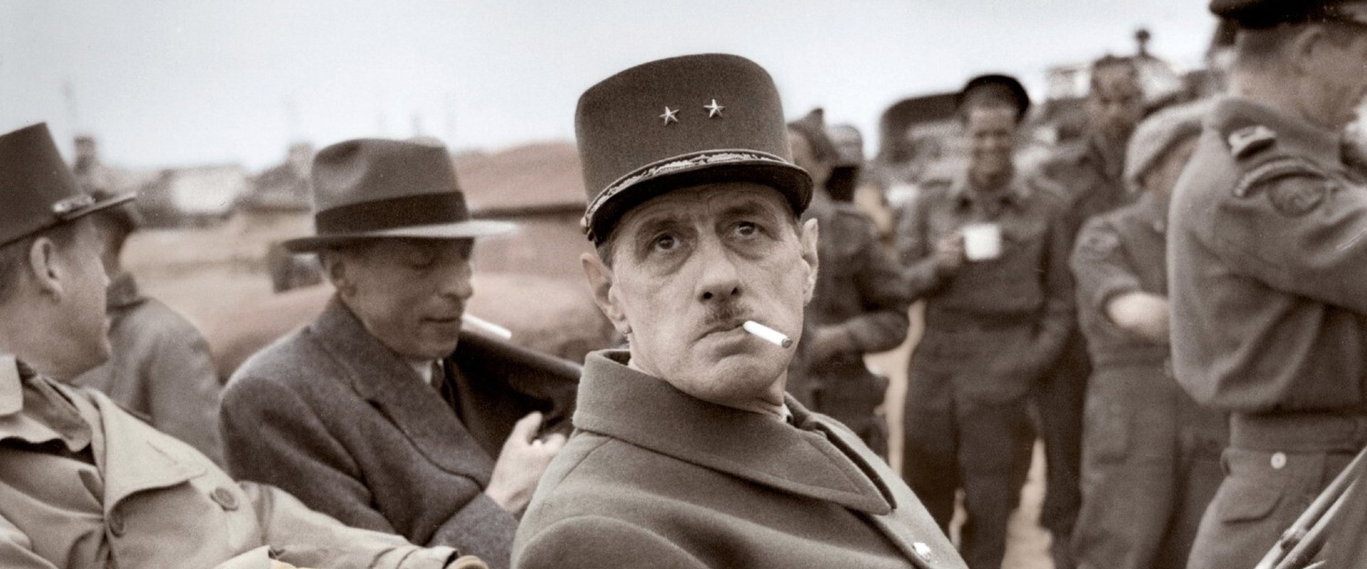 De Gaulle, l'homme à abattre
