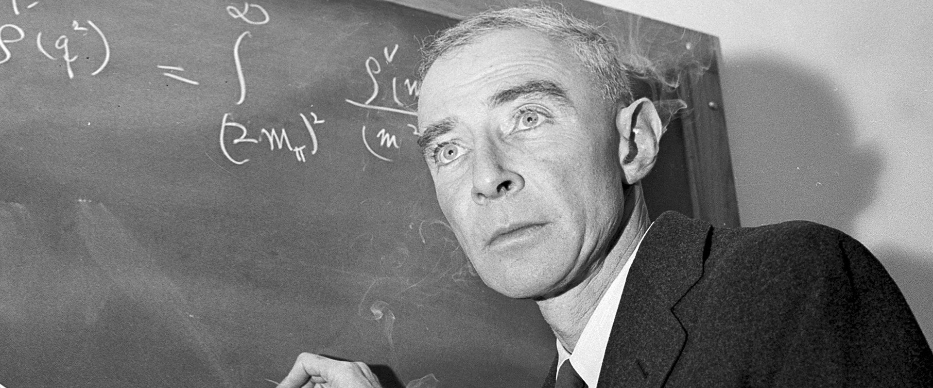 To End All War: Oppenheimer & the Atomic Bomb backdrop