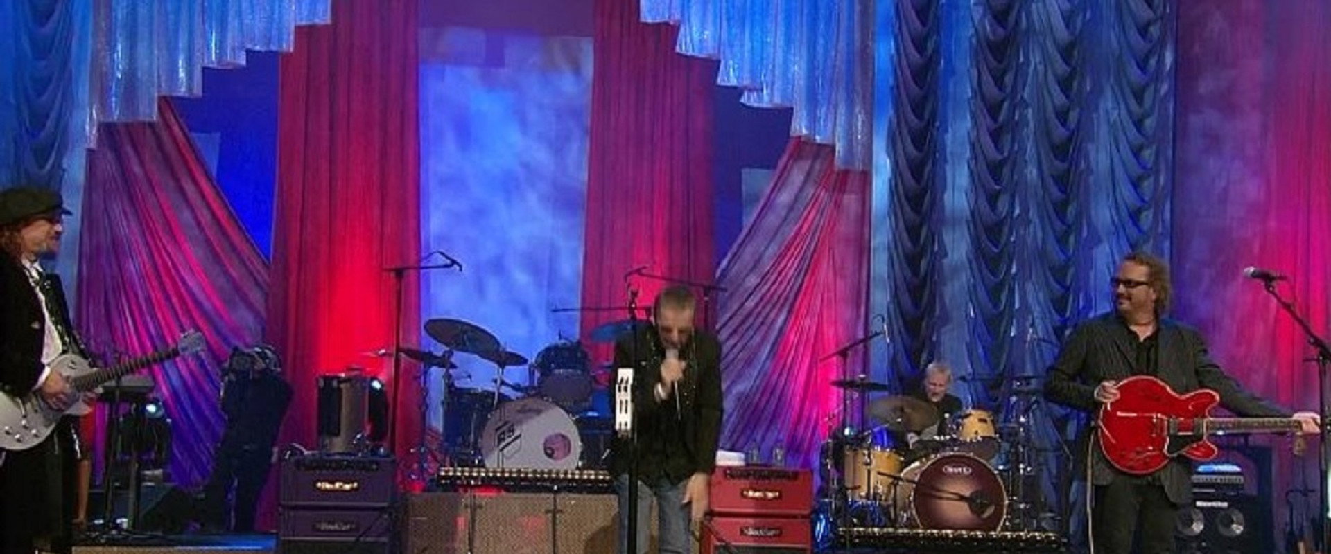 Ringo Starr and the Roundheads - Live backdrop