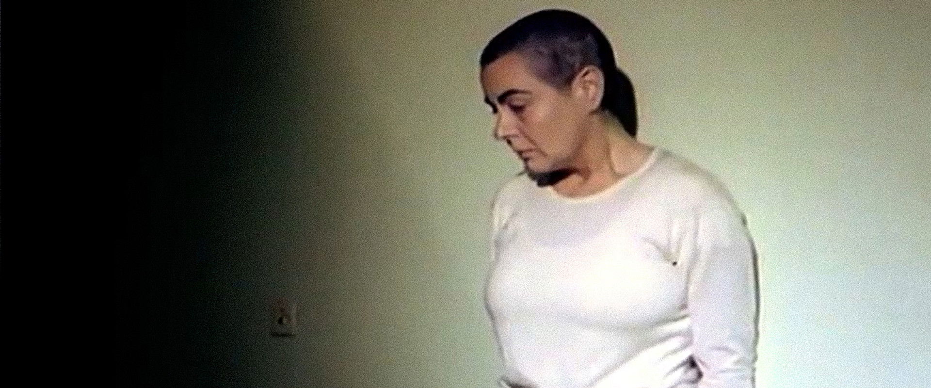 Gün Ortasında Karanlık backdrop