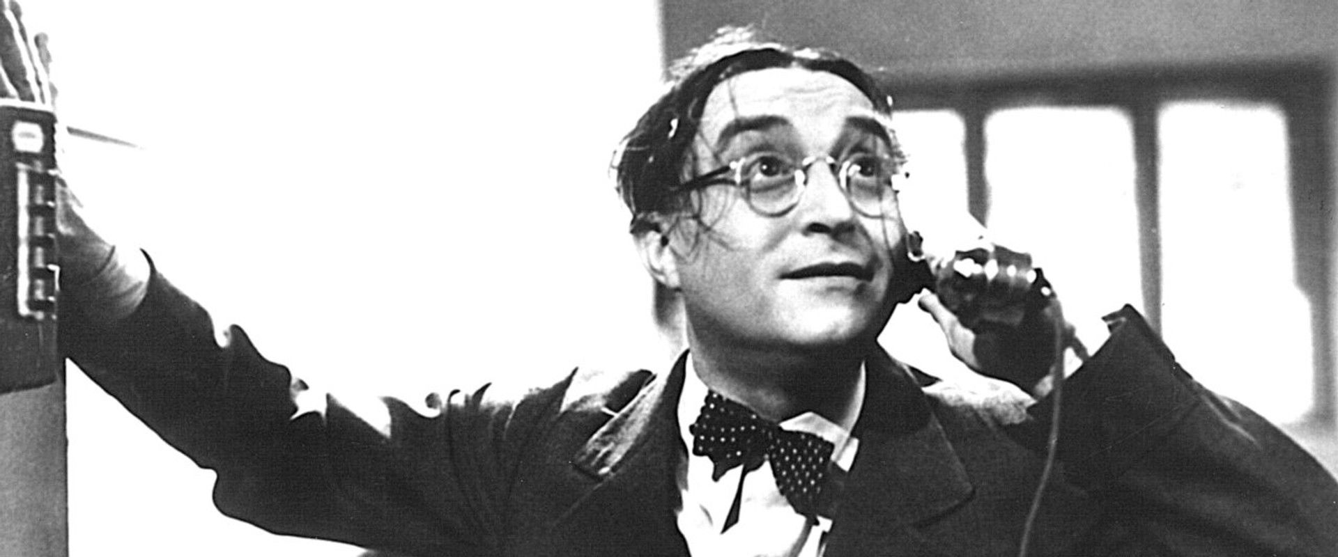 Valentin Dobrotivý backdrop