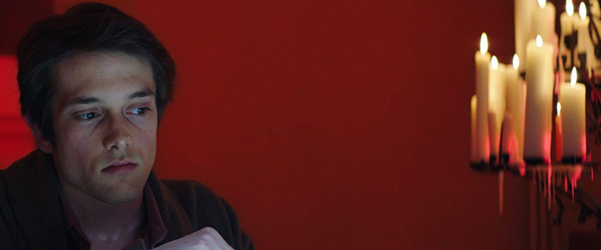 Play or Die backdrop