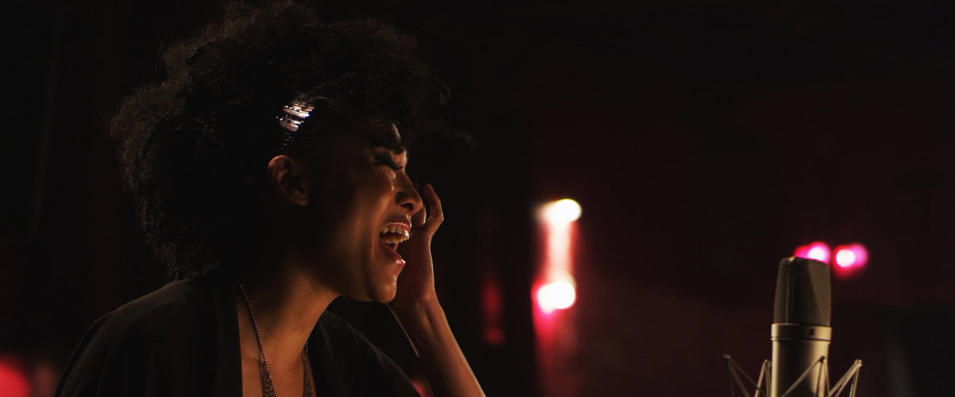 20 Feet from Stardom backdrop