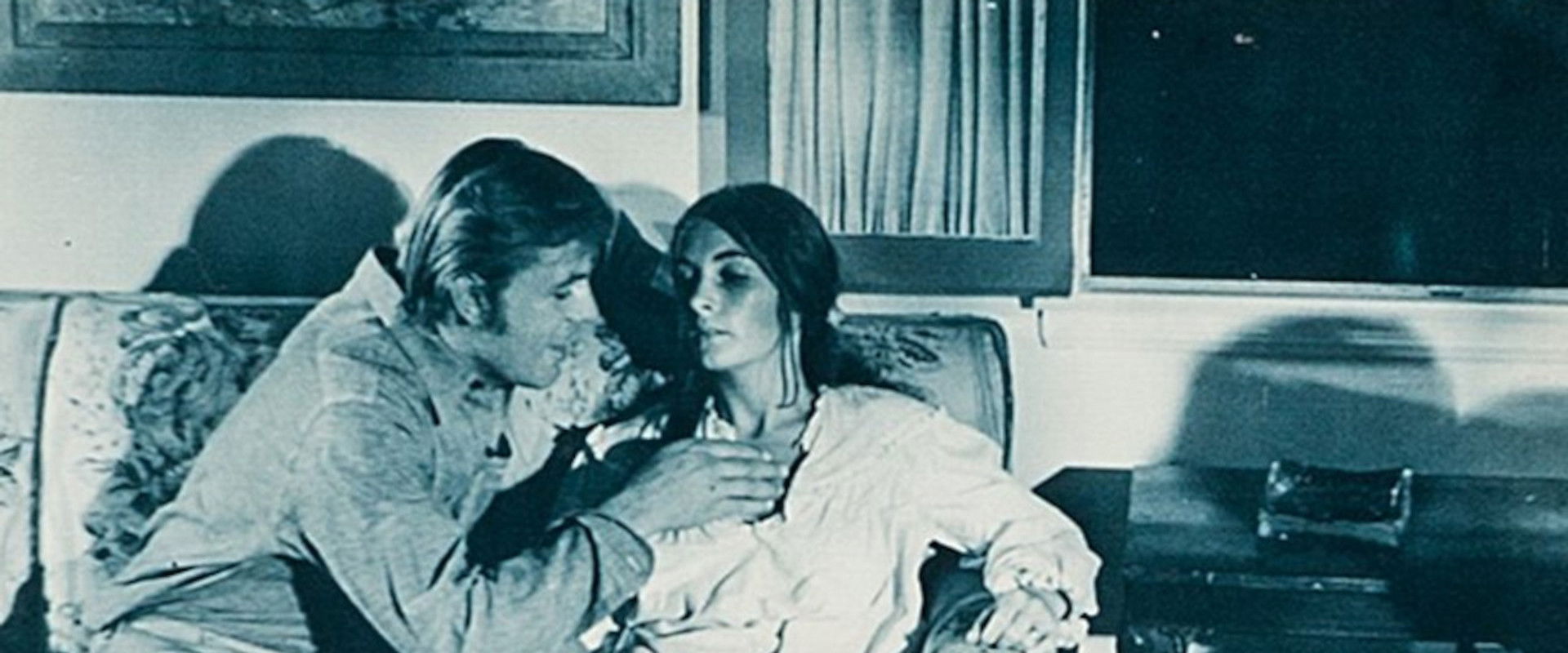 Chain Gang Women backdrop