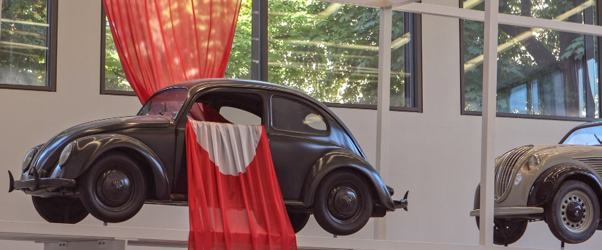 Design ist niemals unschuldig backdrop