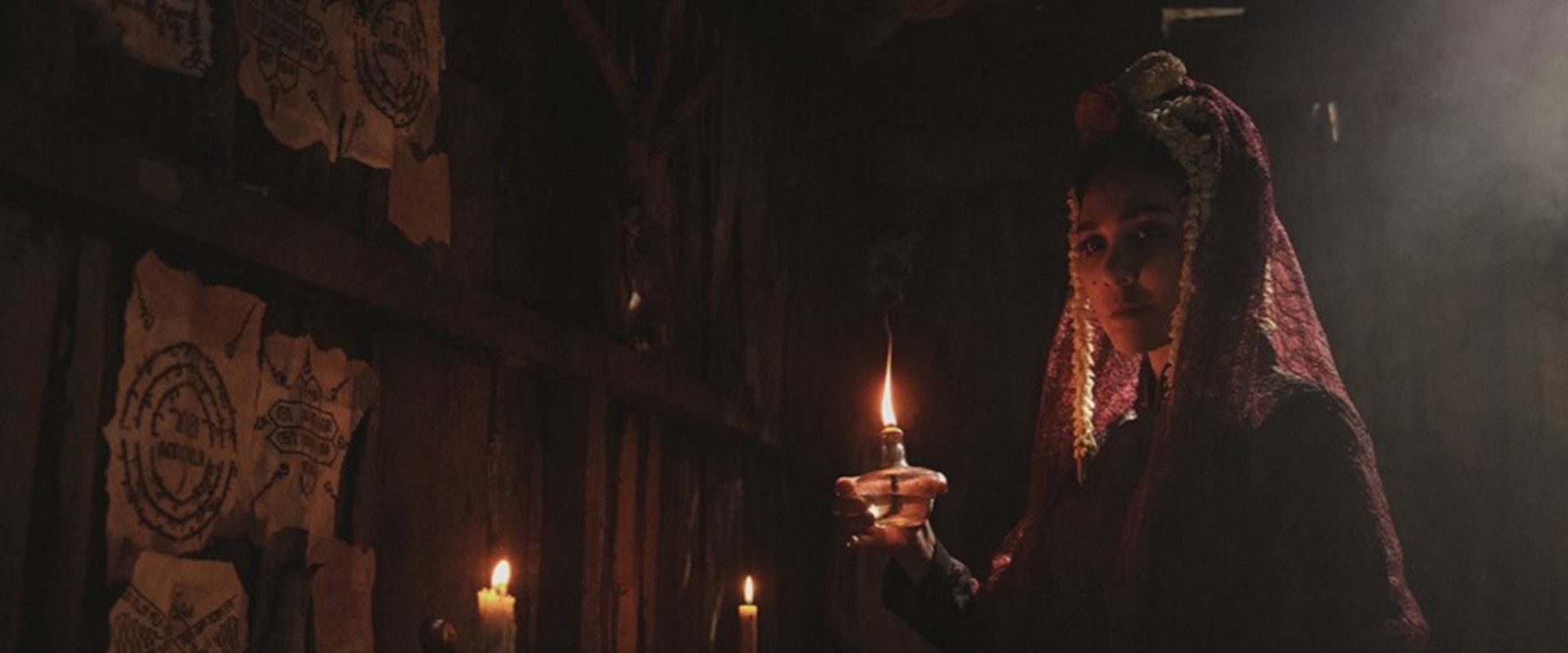 Suzzanna: Witchcraft backdrop