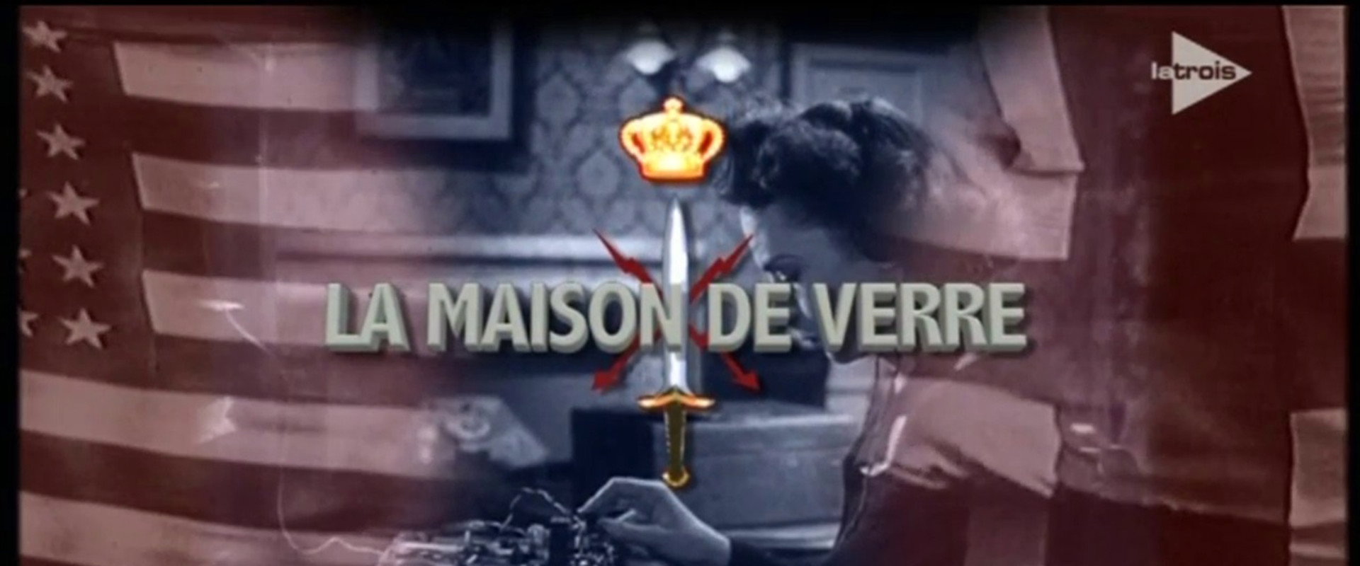 La maison de verre backdrop