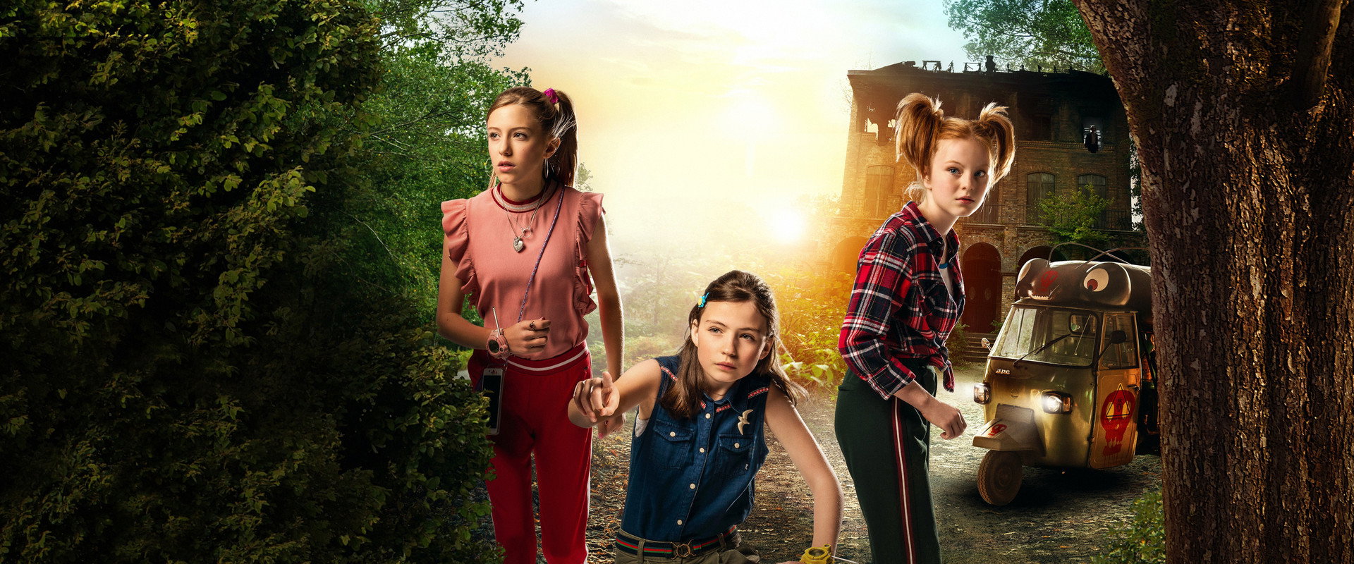 BFF Detectives backdrop