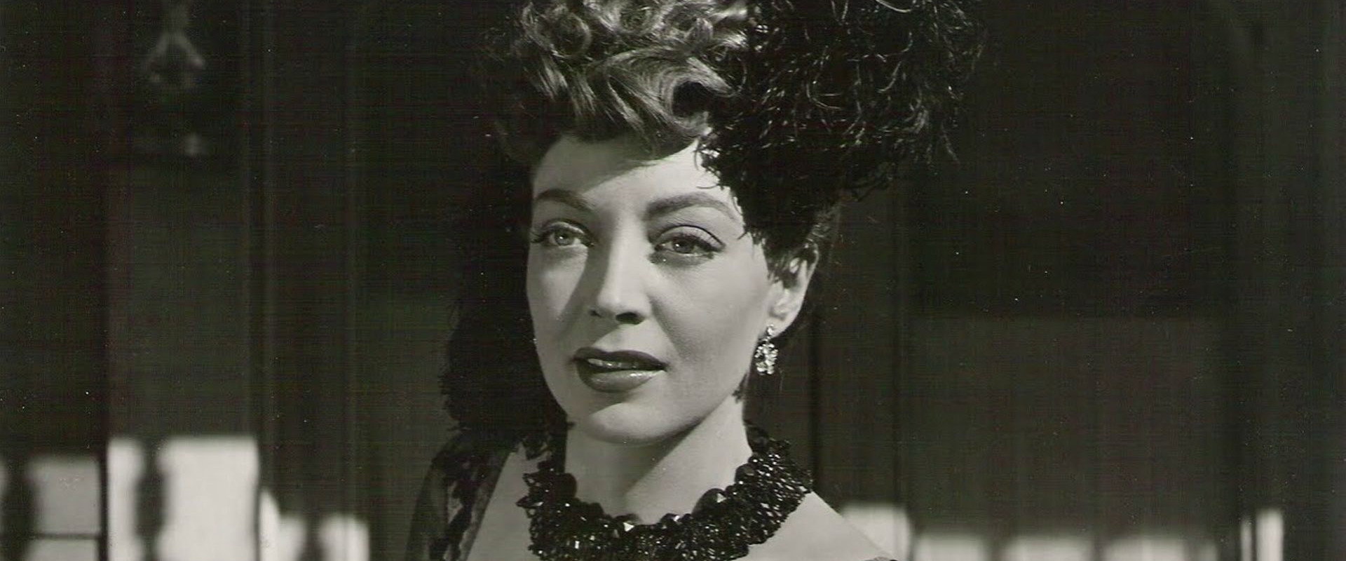 Outlaw Women backdrop