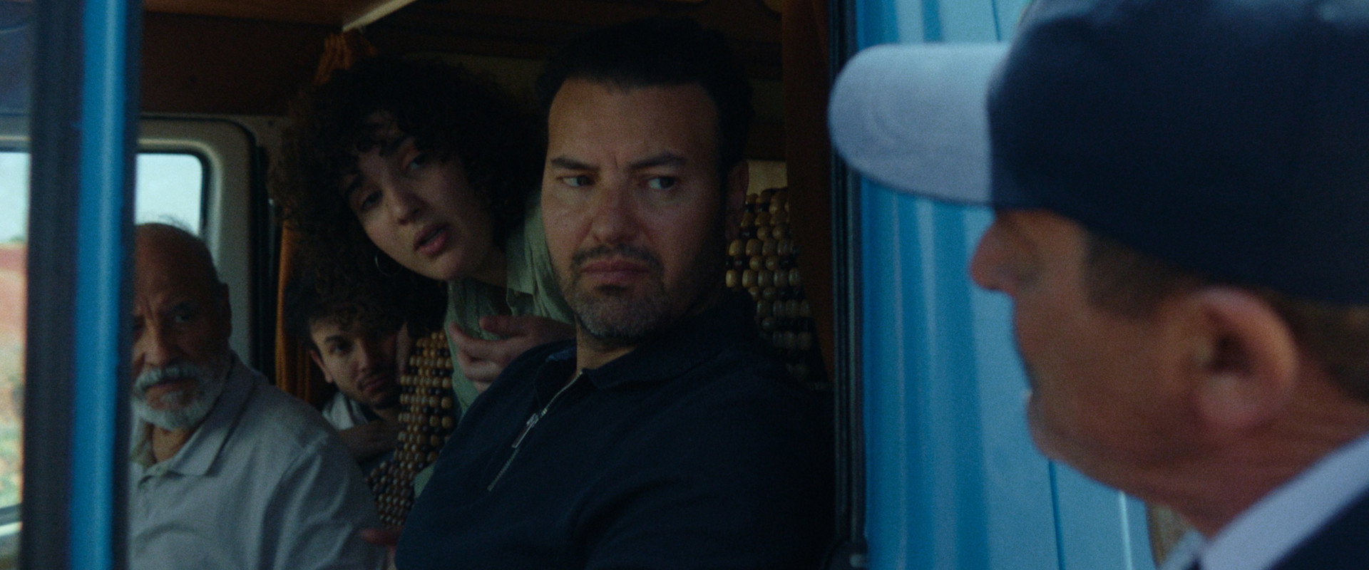 Porte Bagage backdrop