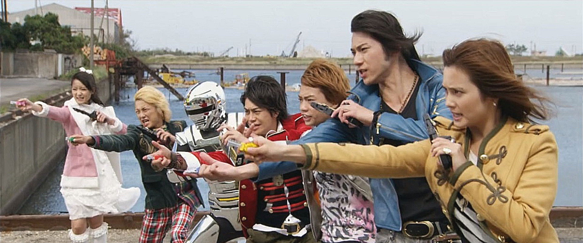 Kaizoku Sentai Gokaiger vs. Space Sheriff Gavan: The Movie backdrop