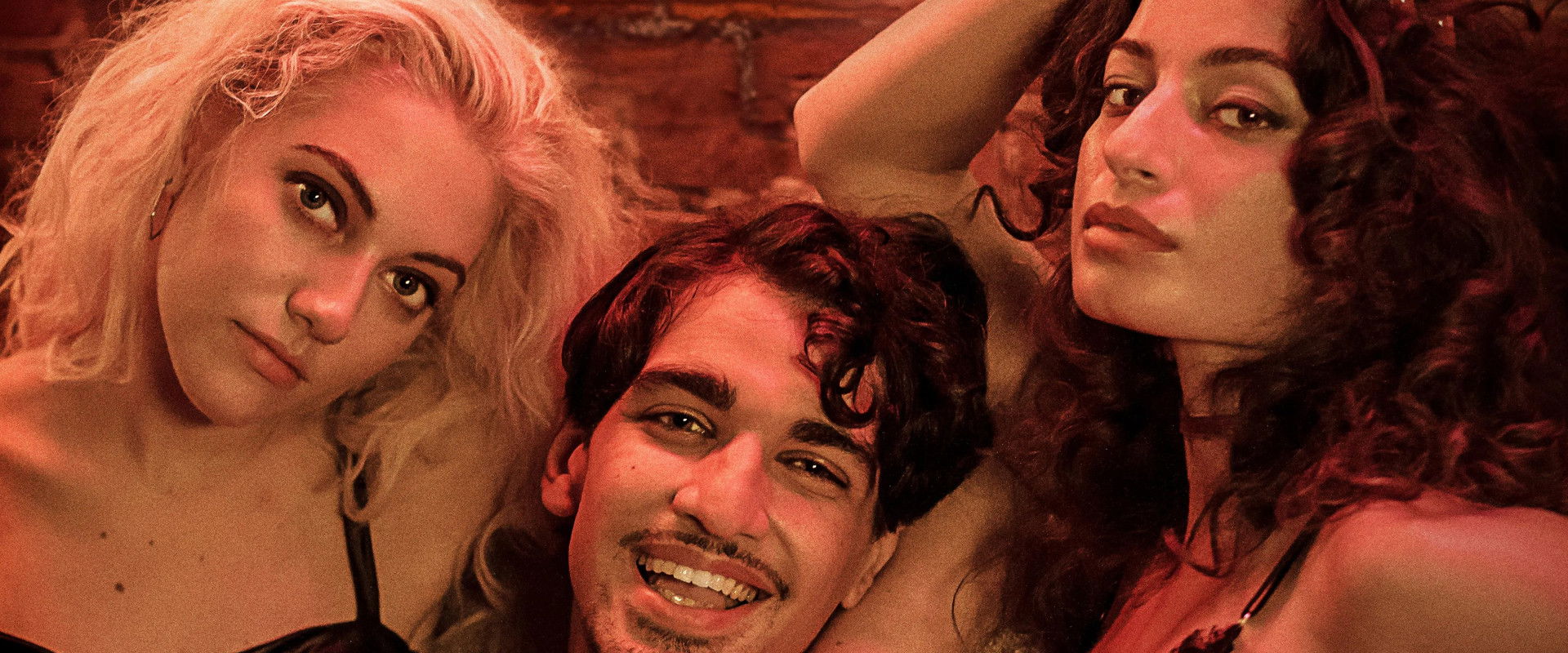 Montréal Girls backdrop