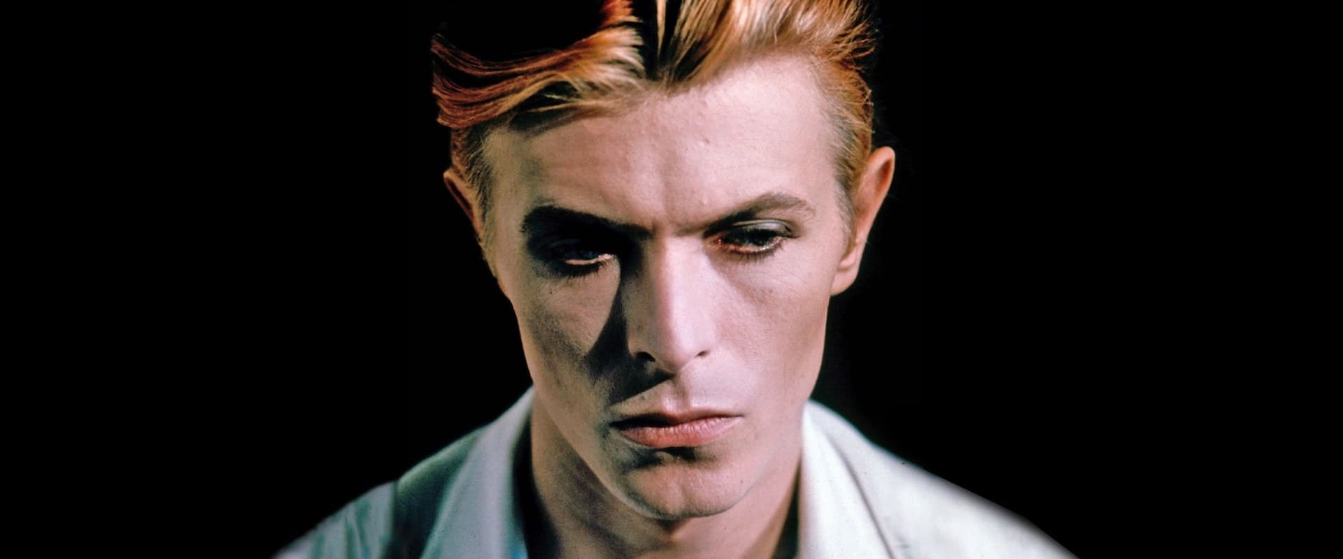 The Man Who Fell to Earth backdrop