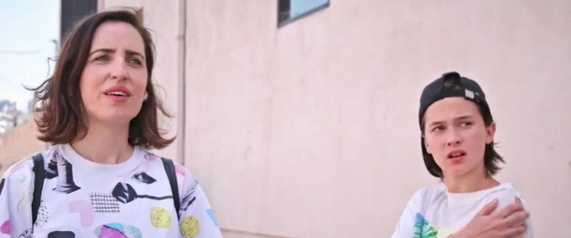 How It Ends backdrop