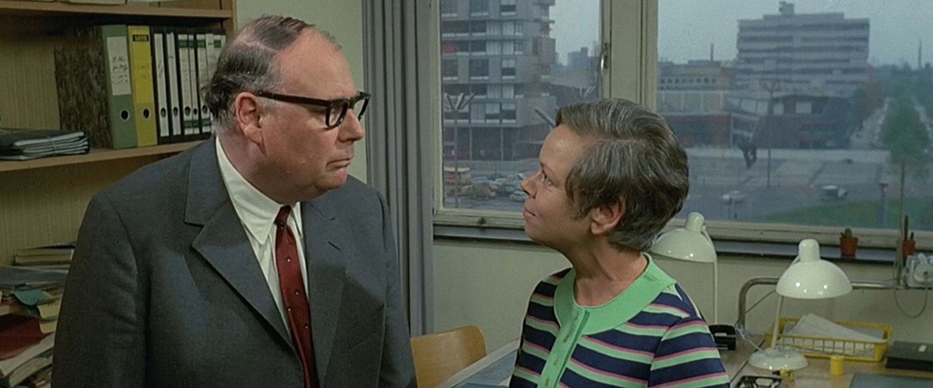 Was ist denn bloß mit Willi los? backdrop