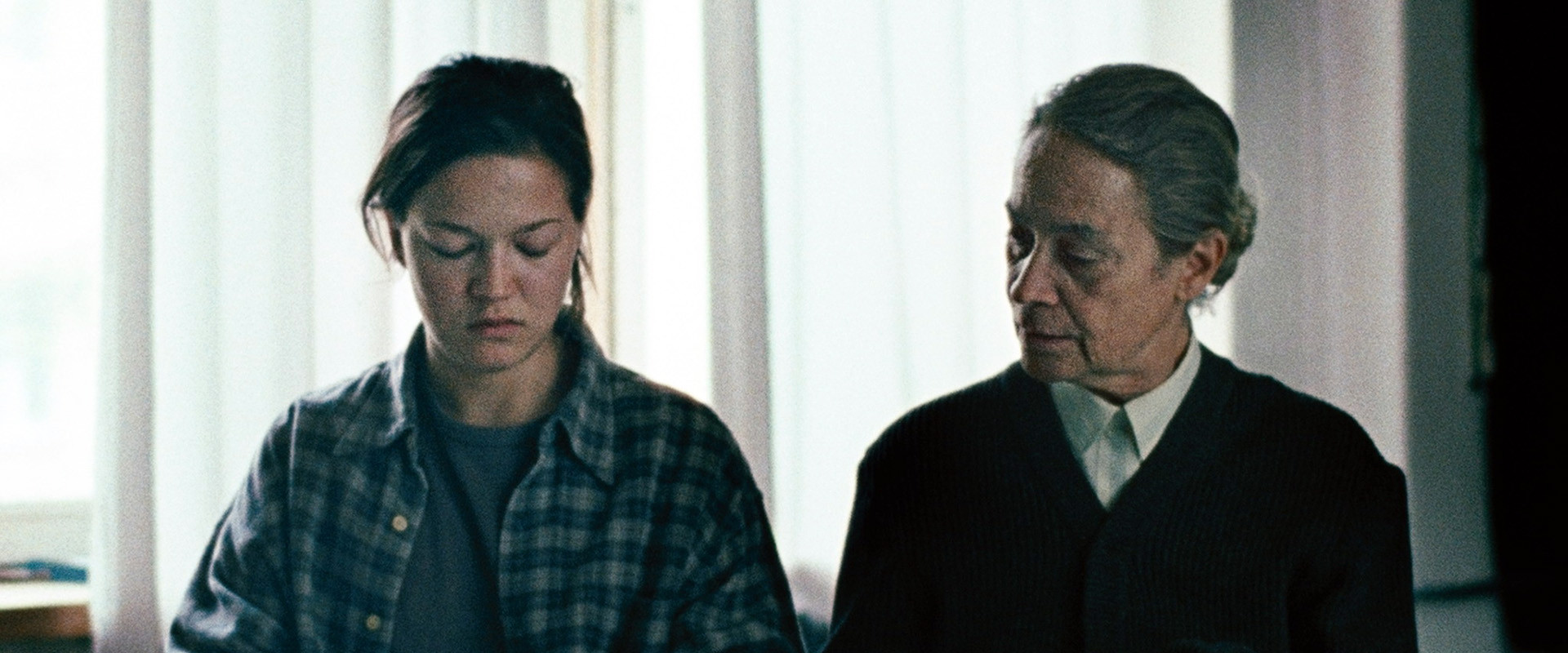 Four Minutes backdrop