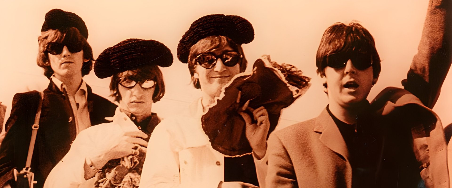 ¡Qué vienen los Beatles! backdrop