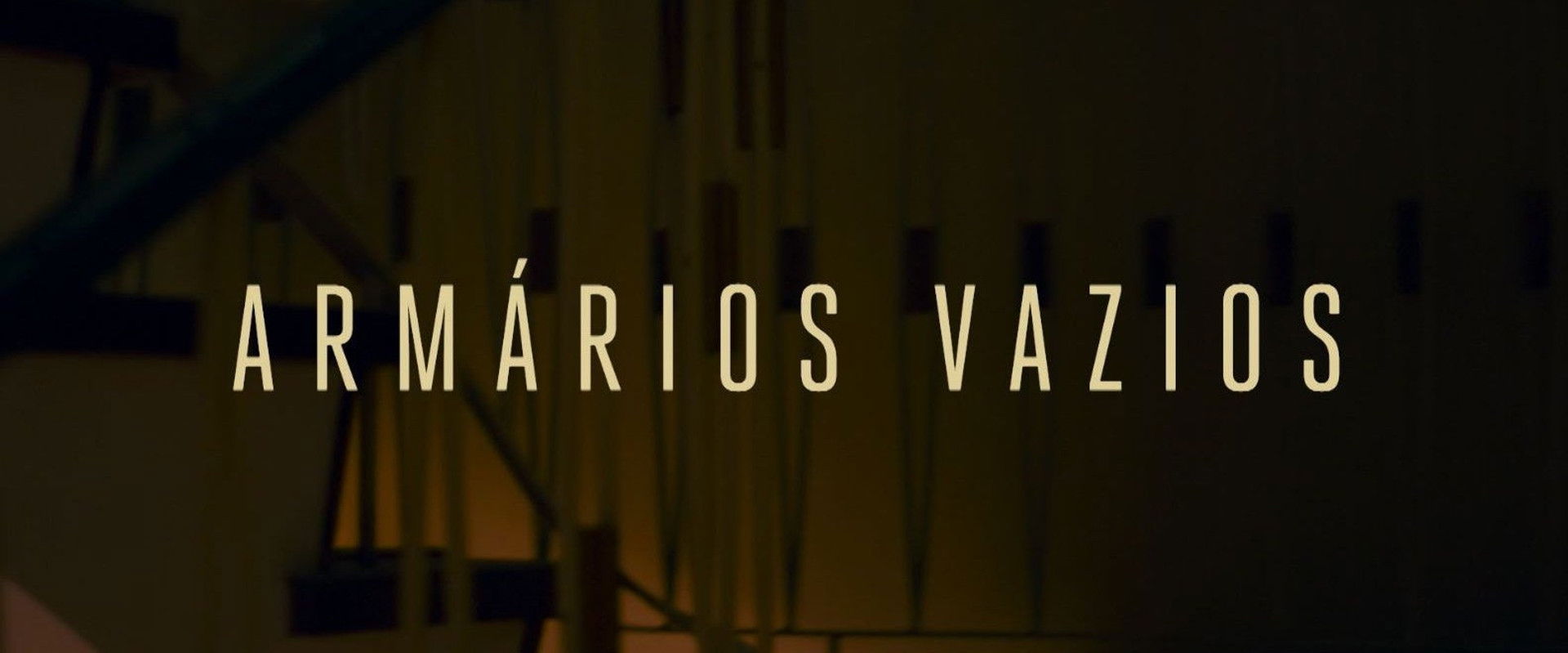 Armários Vazios backdrop