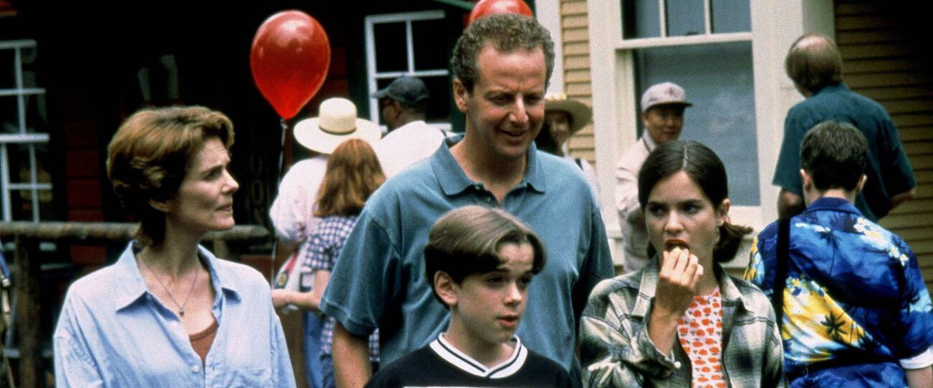 Tourist Trap backdrop