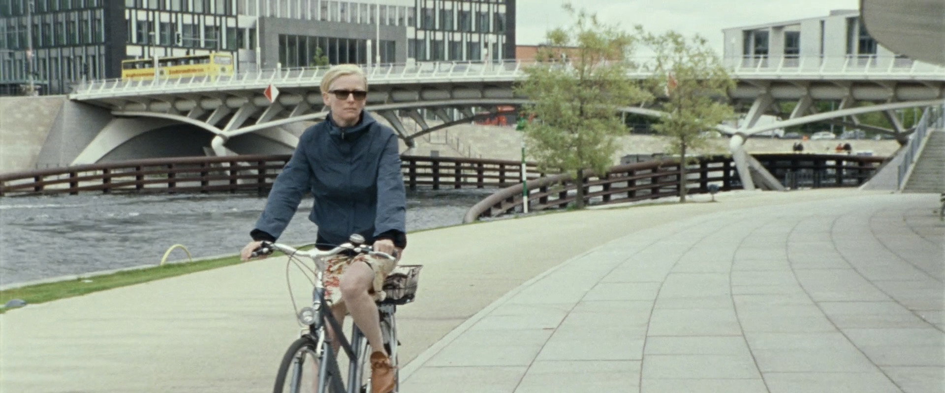 The Invisible Frame backdrop