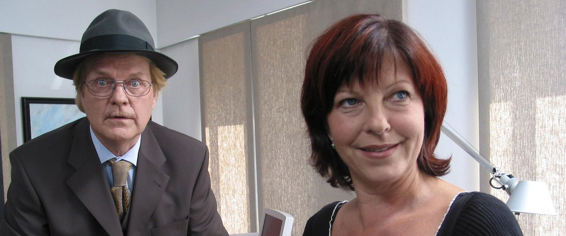 Frechheit siegt backdrop