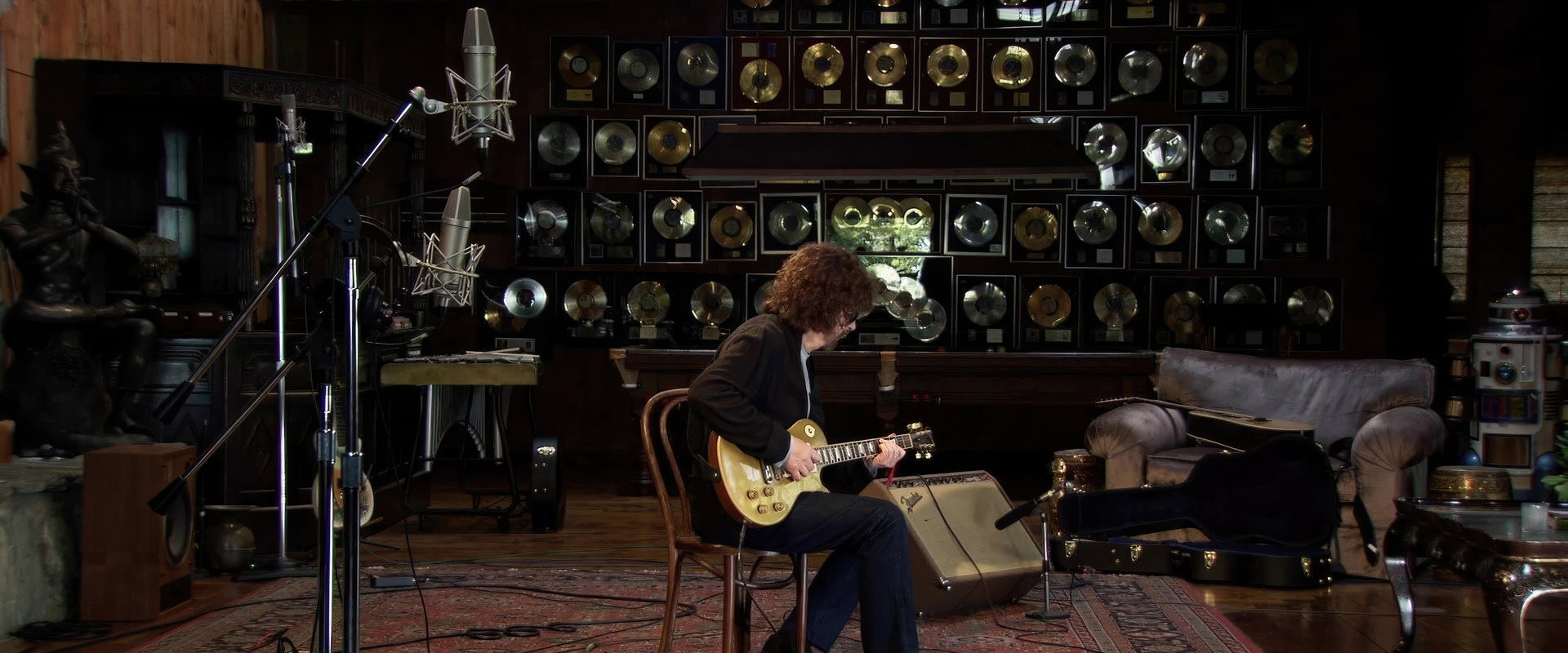 Mr. Blue Sky: The Story of Jeff Lynne & ELO backdrop