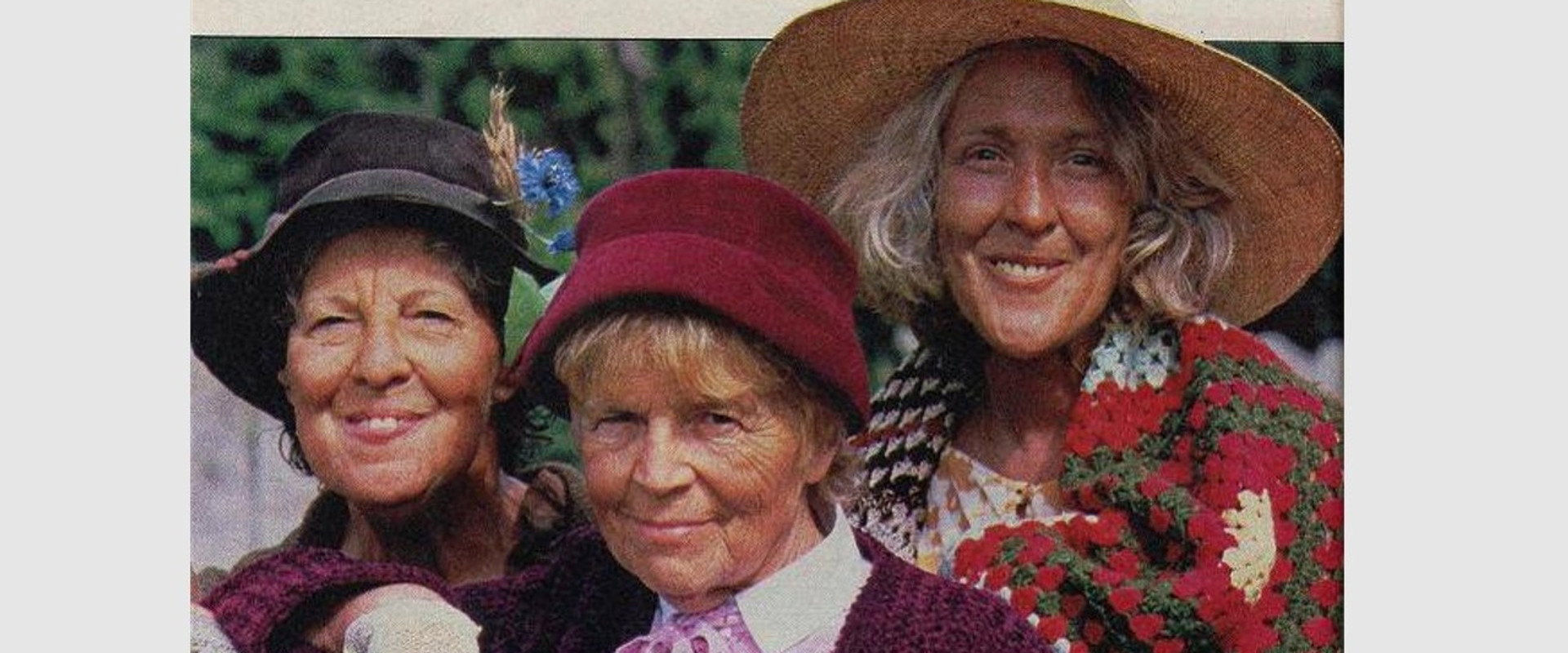 The Witches and the Grinnygog backdrop