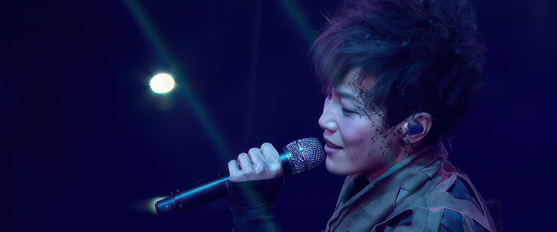 Hocc Dear Friend Live 2016 backdrop