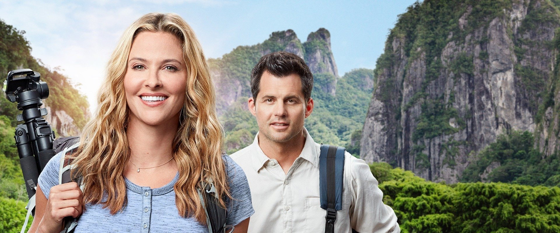 Pearl in Paradise backdrop