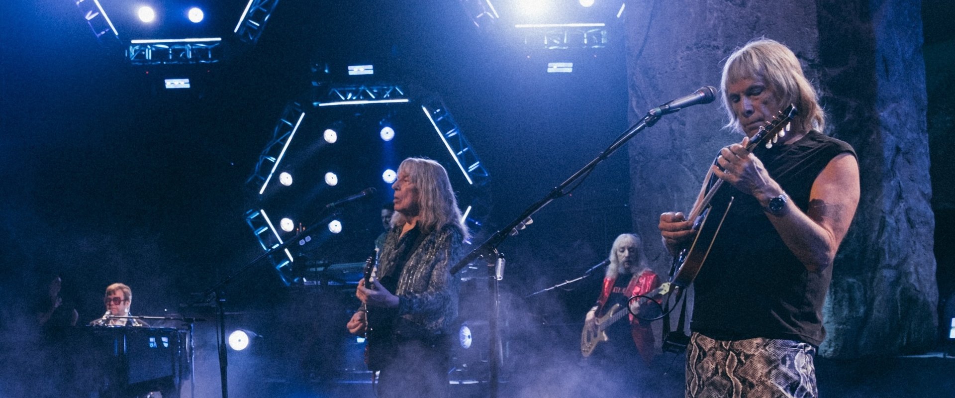 Spinal Tap II: The End Continues backdrop
