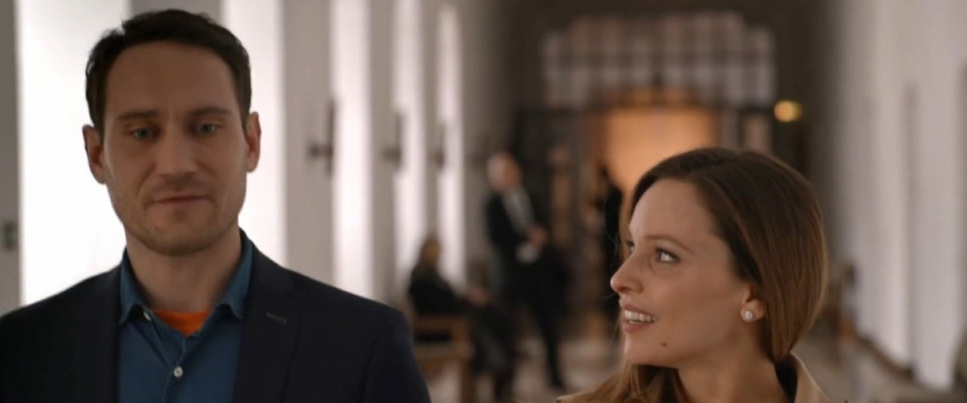 Verliebt in Valerie backdrop