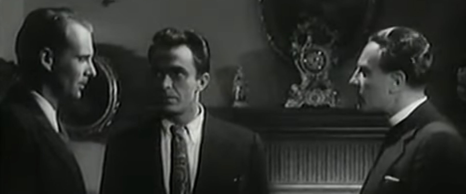 Meet Simon Cherry backdrop