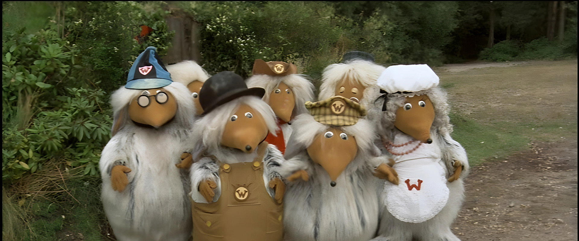 Wombling Free backdrop