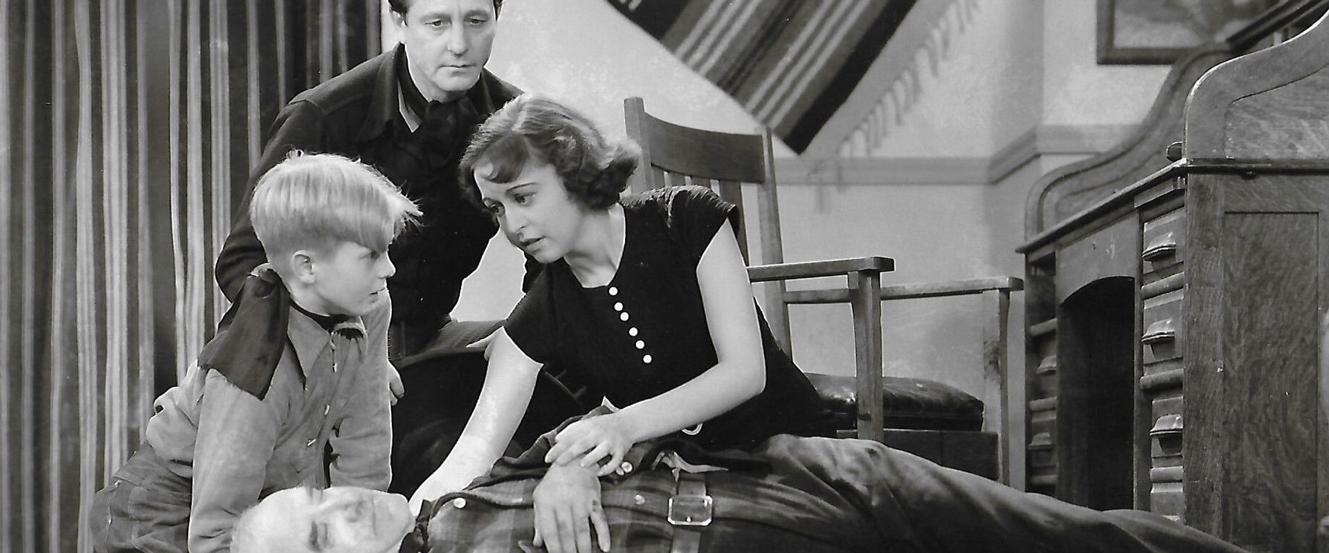 Outlaws of the Range backdrop