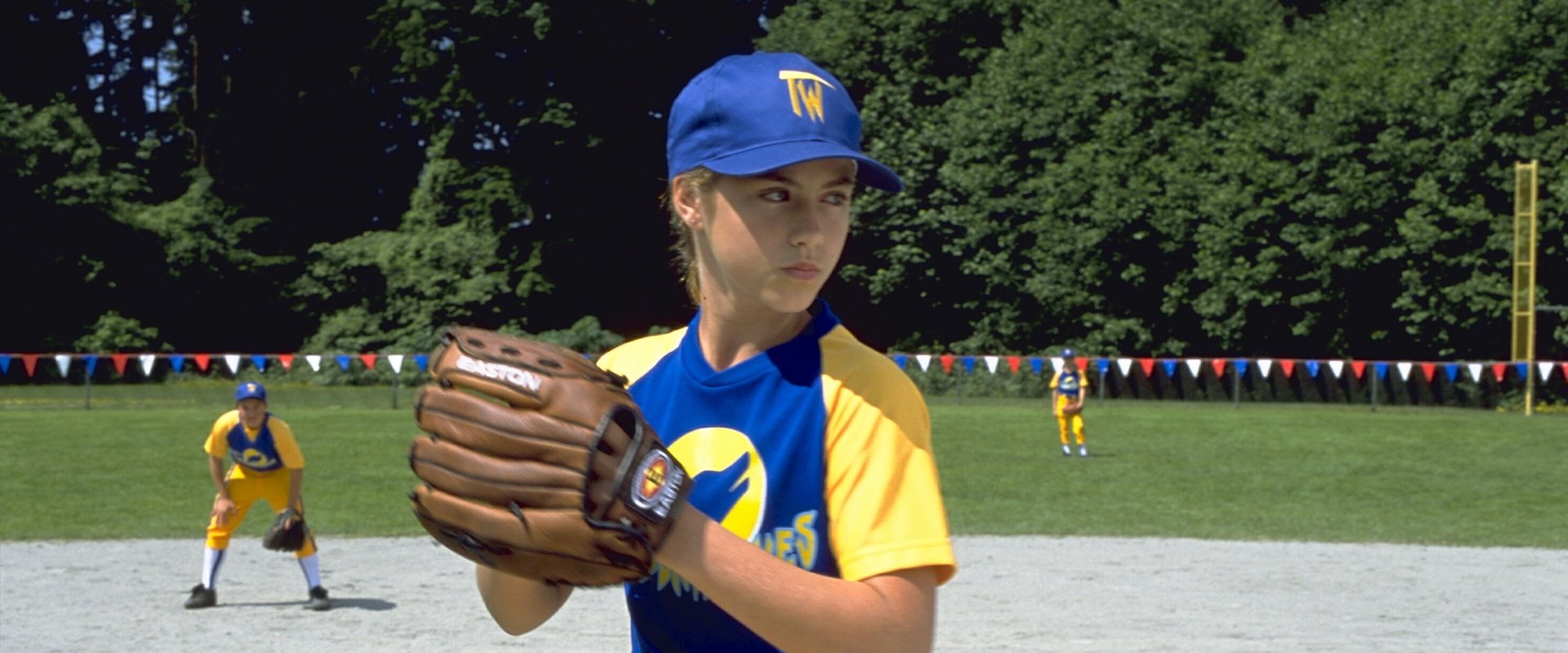 Air Bud: Seventh Inning Fetch backdrop