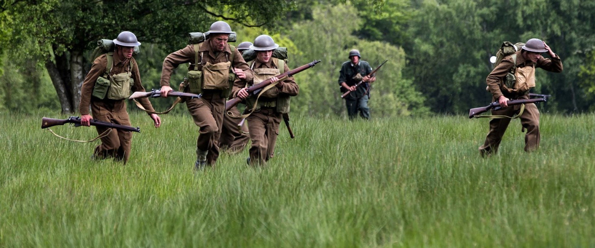 Brothers of War backdrop