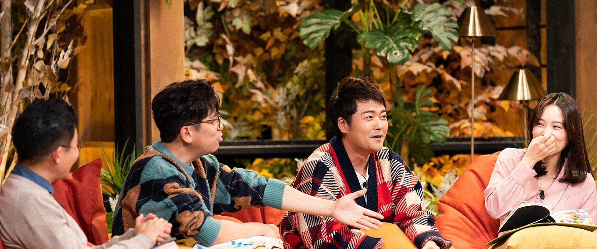 요즘 책방: 책 읽어드립니다