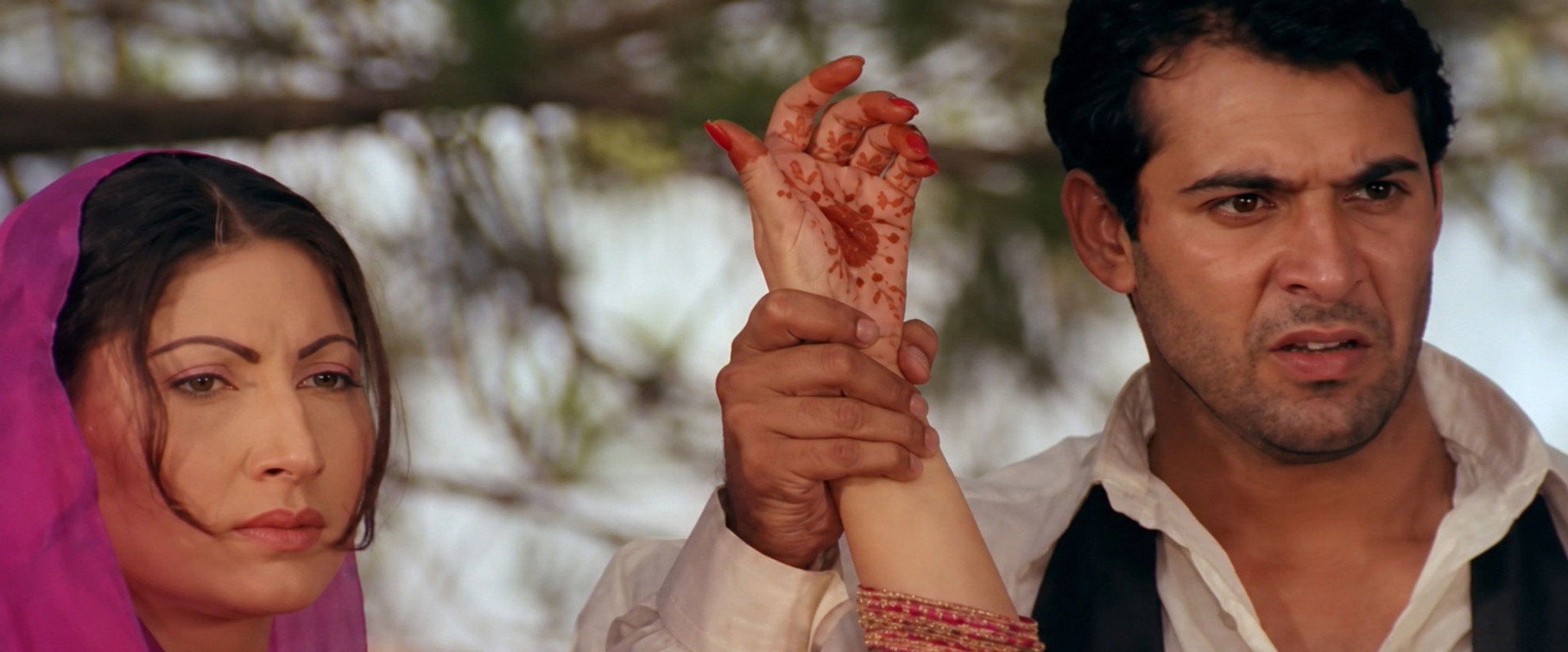 Mehndi Wale Hath (The Adorned Bride)