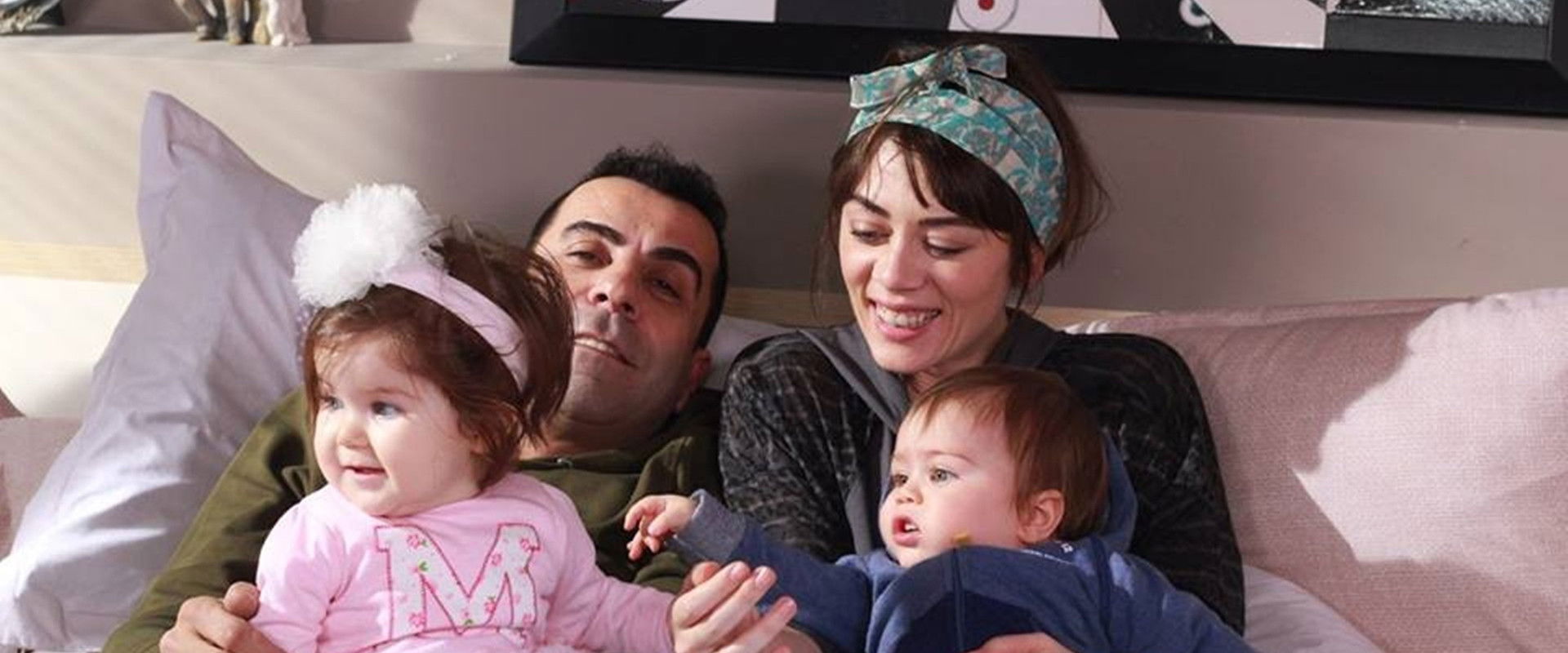 1 Man 1 Woman 2 Children