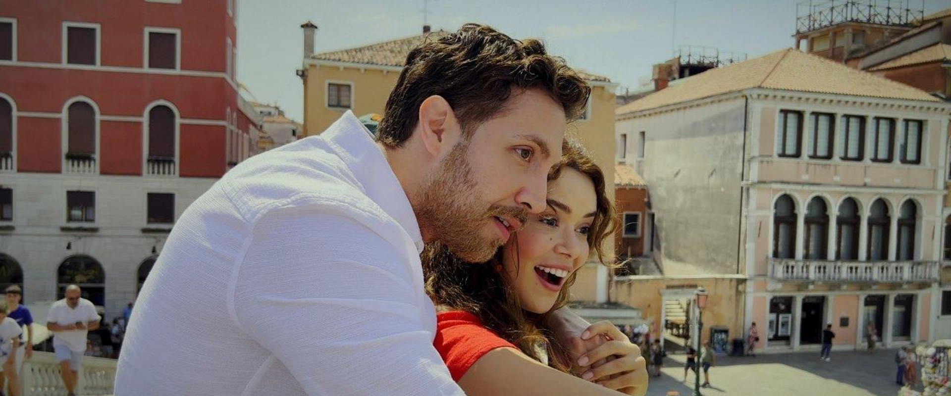 Bir Küçük Gün Işığı's banner image