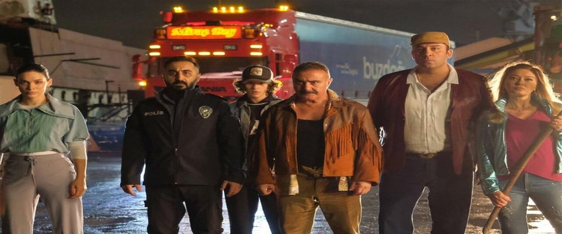 Kim Bu Aile?